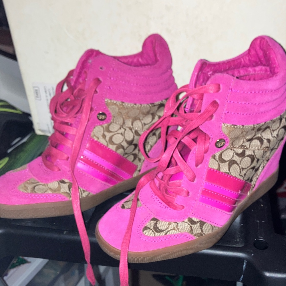 Coach Women's Pink and Brown High-Top Sneakers